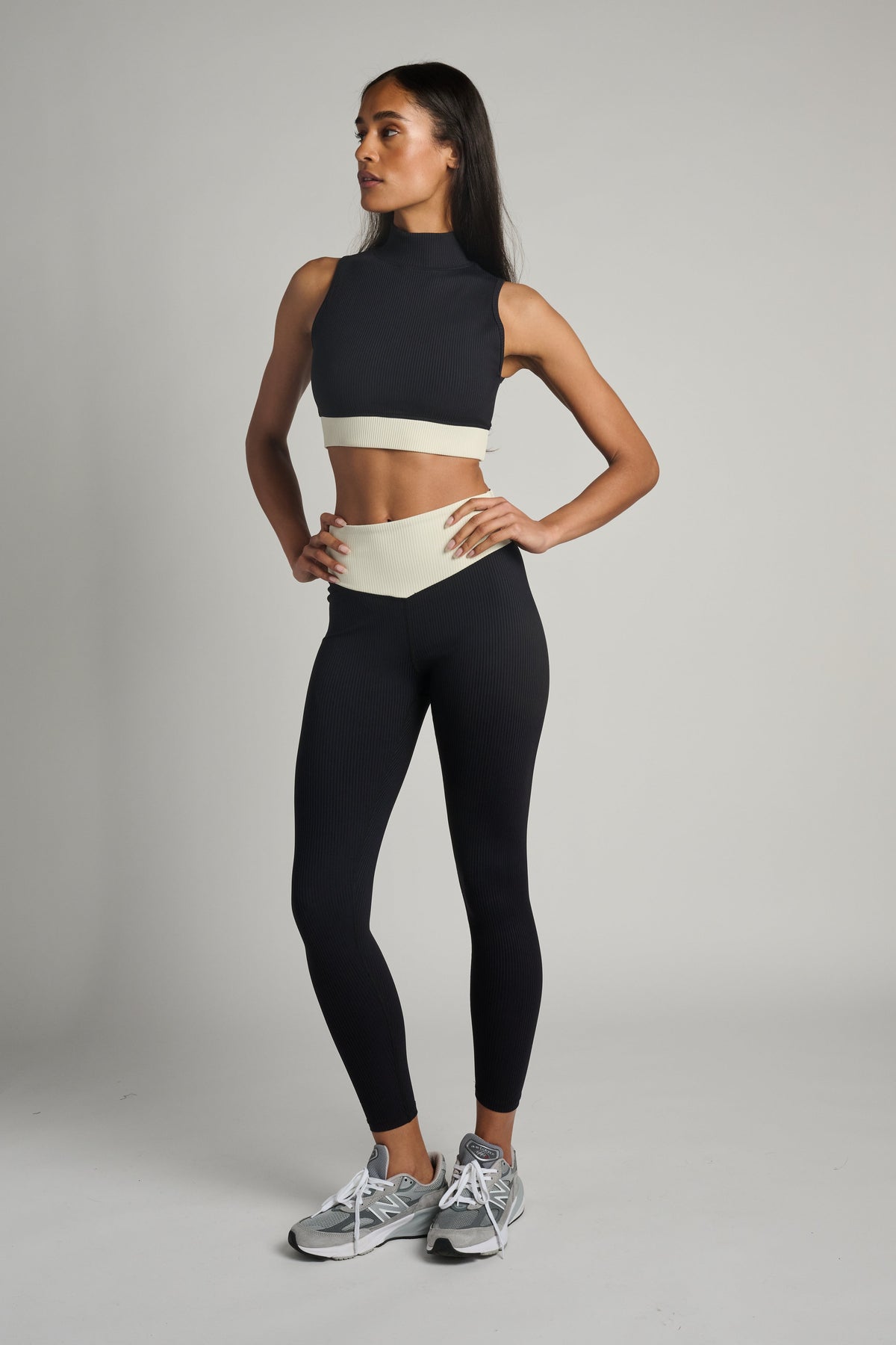 Ribbed Two Tone Dip Legging